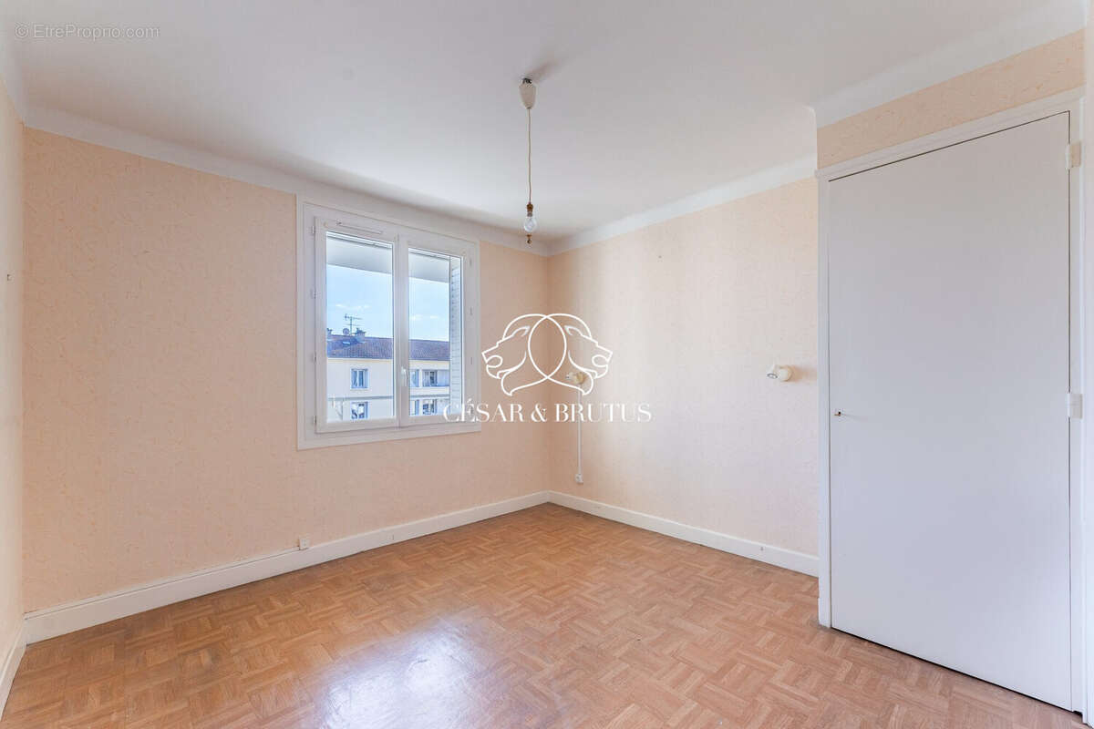Appartement à LYON-8E