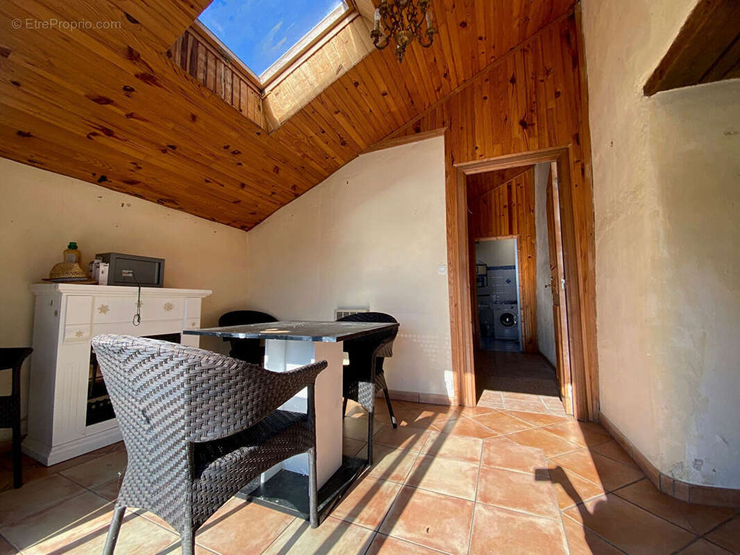 Maison à VEZIN-LE-COQUET