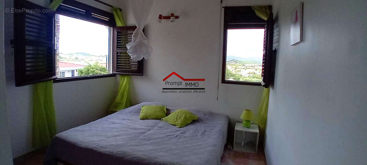 Maison à RIVIERE-SALEE