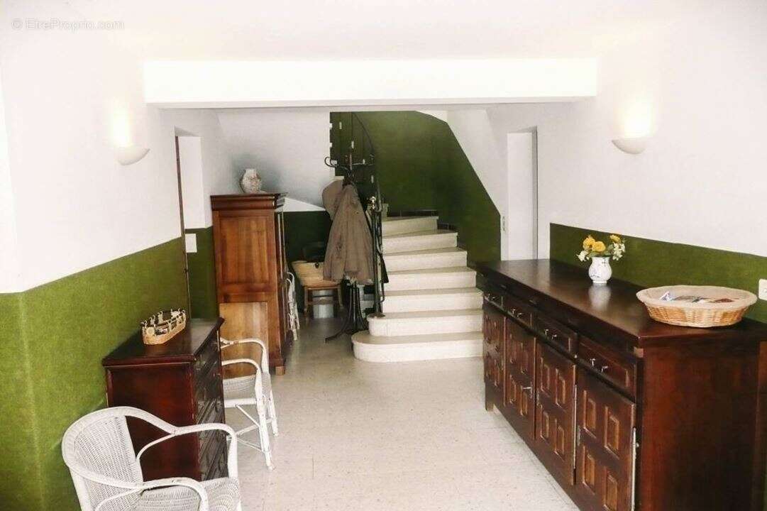 Maison à AUPS