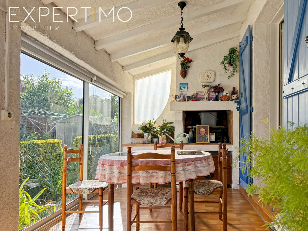 Maison à VILLENEUVE-LES-MAGUELONE