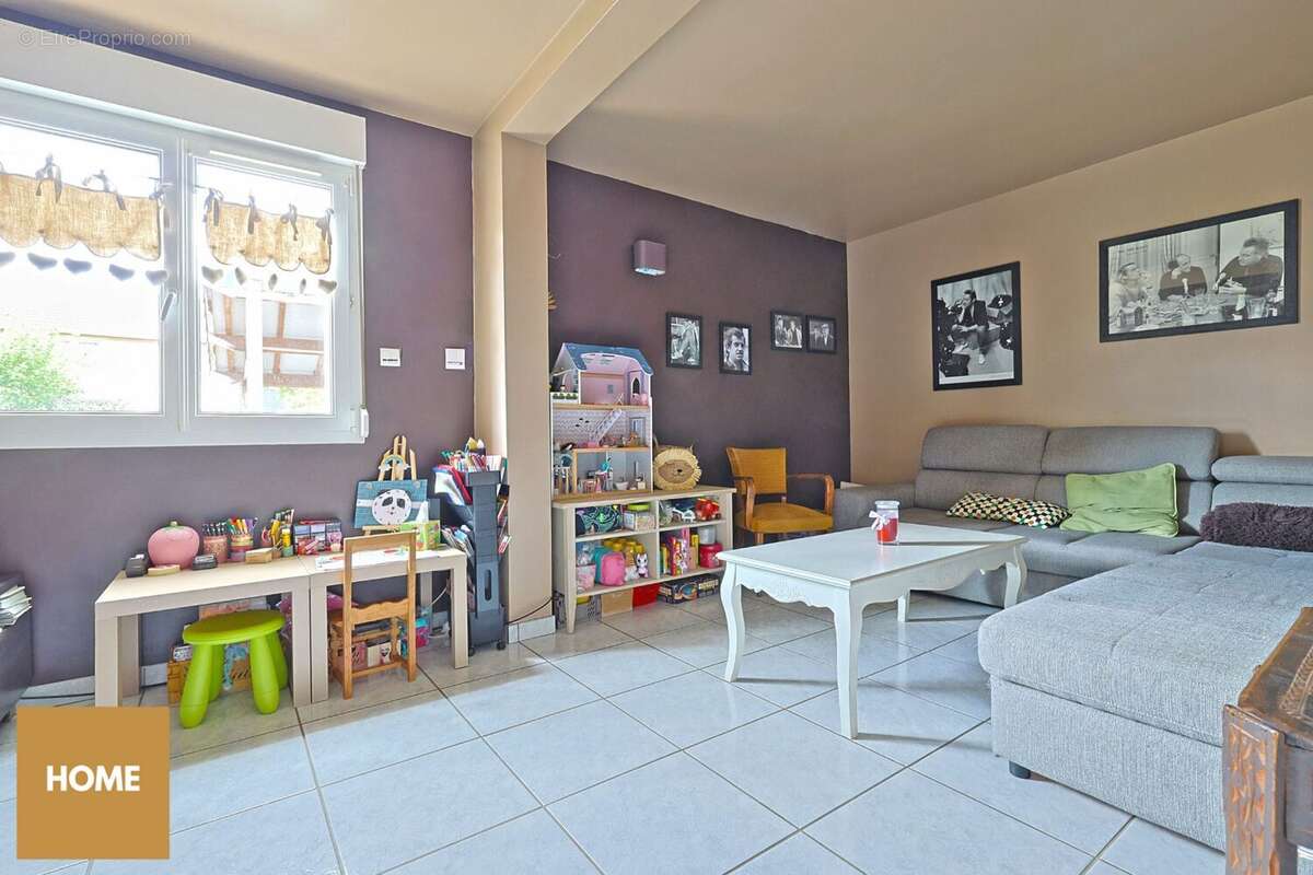 Maison 200 m² à Saint-Nicolas-De-Port  - photo 8