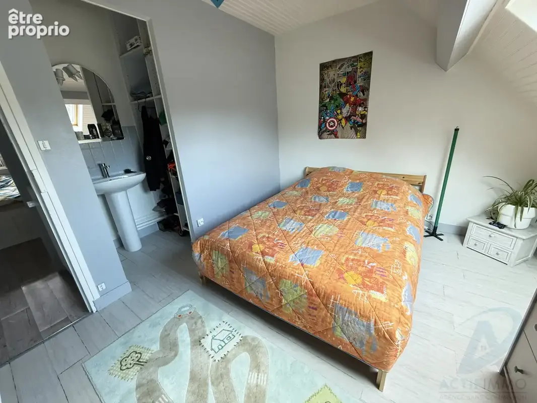 Maison de 195m2 située dans le centre ville de Flers  - photo 6