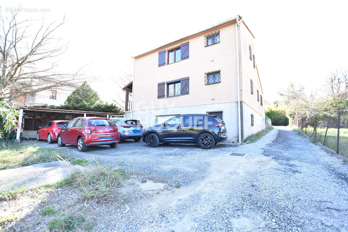 Maison à LAROQUE-DES-ALBERES