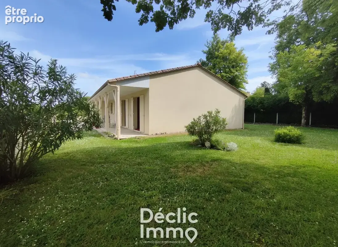 Photo Maison à Barbezieux-Saint-Hilaire au prix de 133 750€