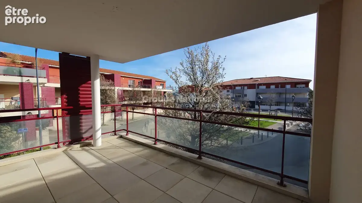 hauteurs d'ARAMON, appartement deux chambres,terrasse,parking - photo 2