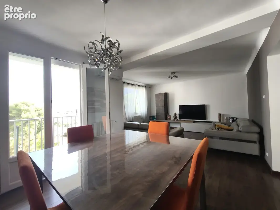 Appartement T3 refait a neuf avec vue sur mer - photo 2