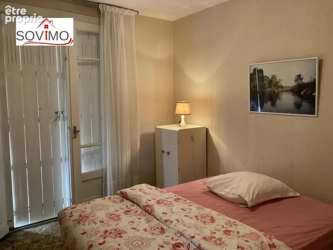 Belle propriété de caractère à restaurer avec parc et piscine sur 6428 m2 - photo 12