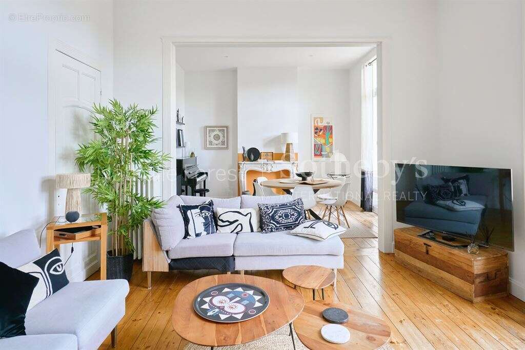 Appartement à LA MADELEINE