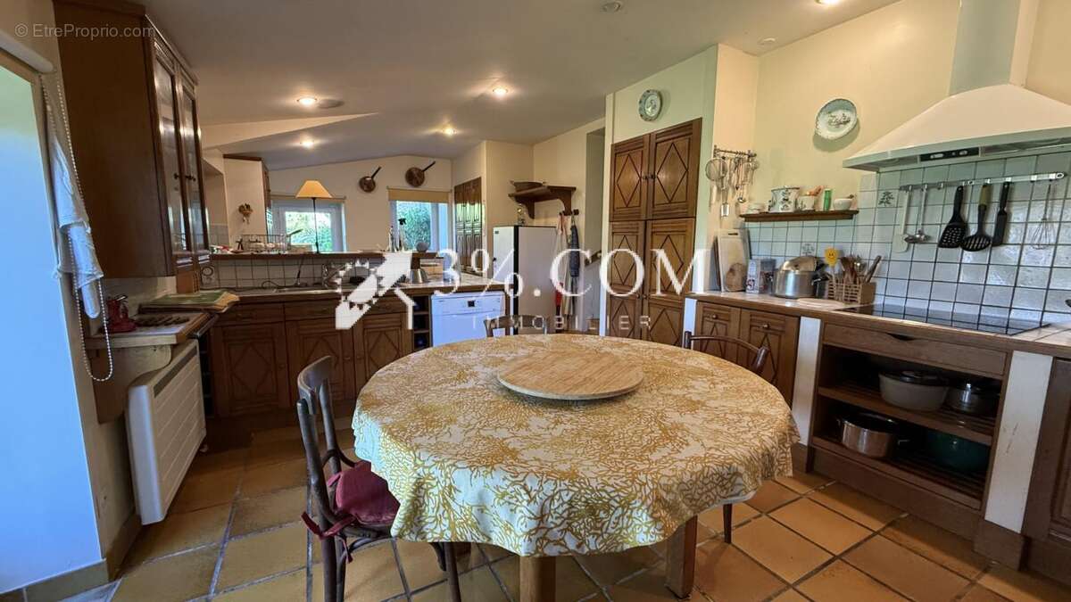 Maison à PLOUGOUMELEN