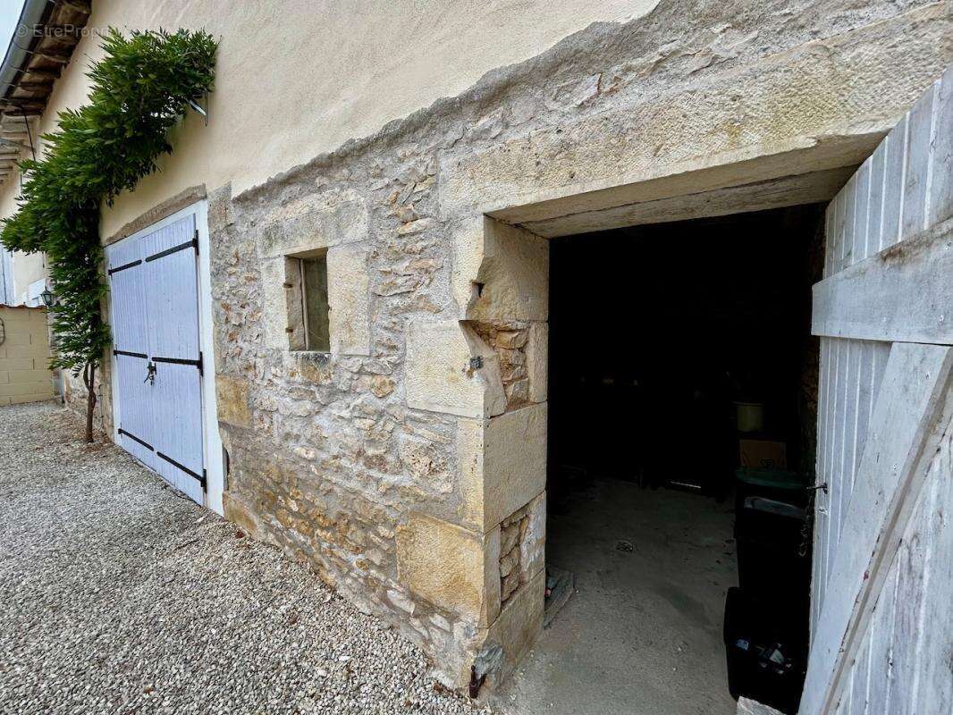 Corps de ferme rénové avec gite et autre gite-atelier indépe - photo 28