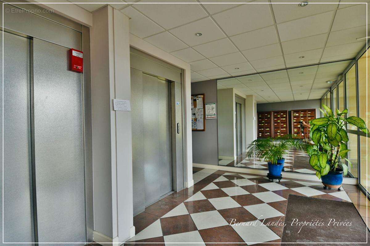 Appartement  3 pièce(s) 96,73 m2 soir 3050  le m2 - photo 10