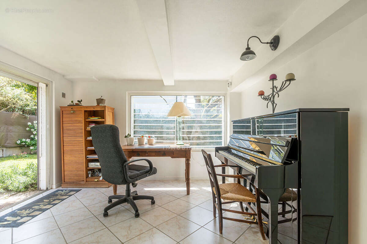 Maison à VILLIERS-SUR-MARNE