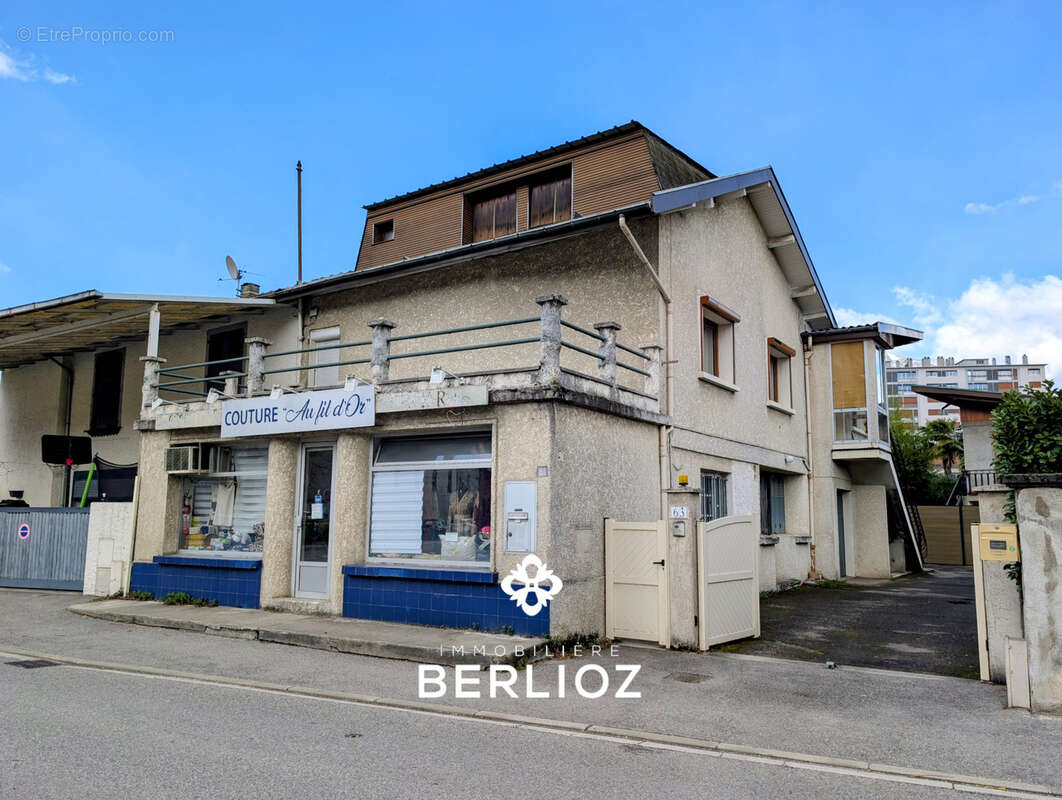 Maison à ECHIROLLES