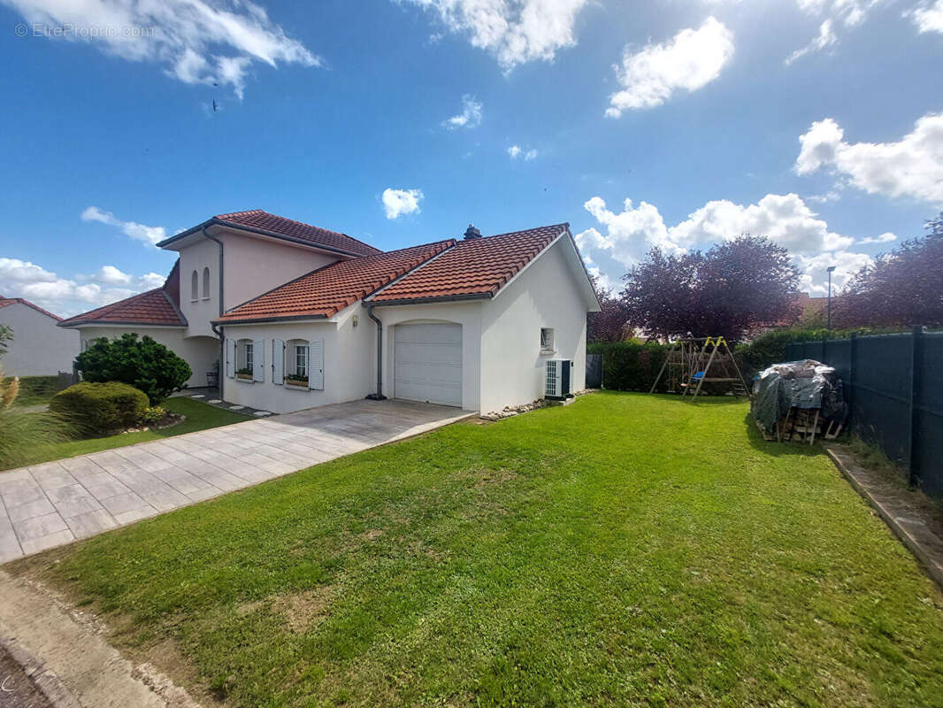 Maison à FOLSCHVILLER