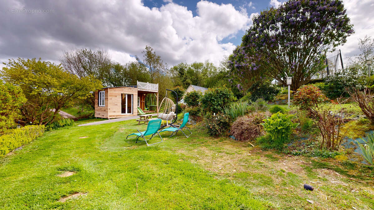 Maison à REFFUVEILLE