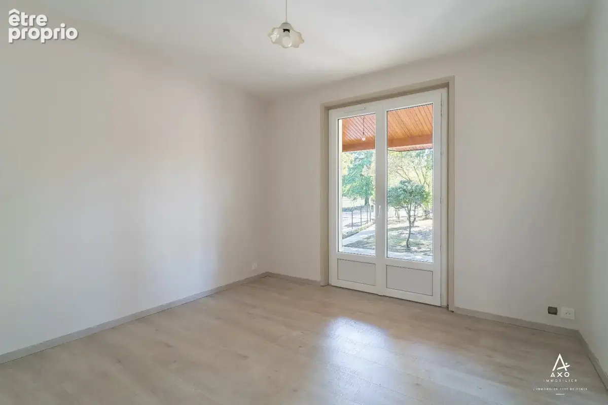 Maison familiale pleine de charme avec sous-sol aménagé - Castandet - photo 6