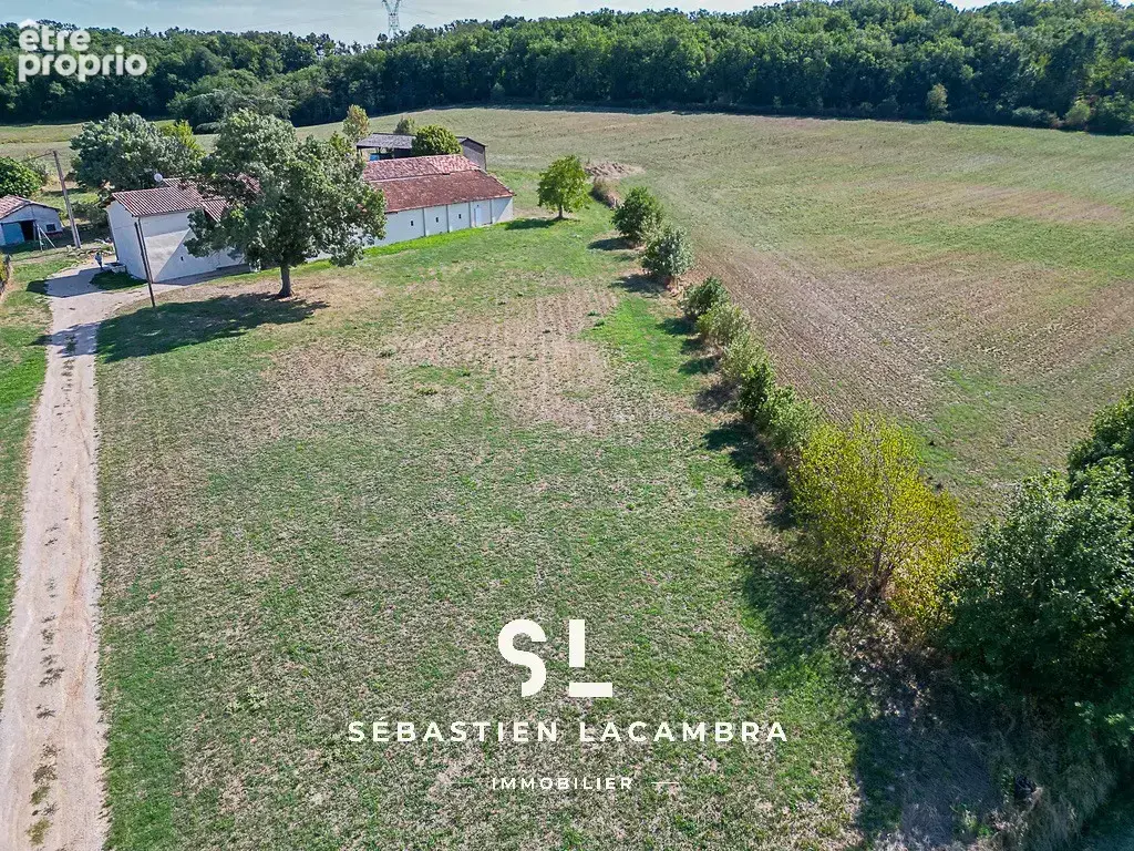 Corps de ferme du XVIIIe siècle rénové   160 m2 habitables, nombreuses dépendances et remarquable potentiel - photo 31
