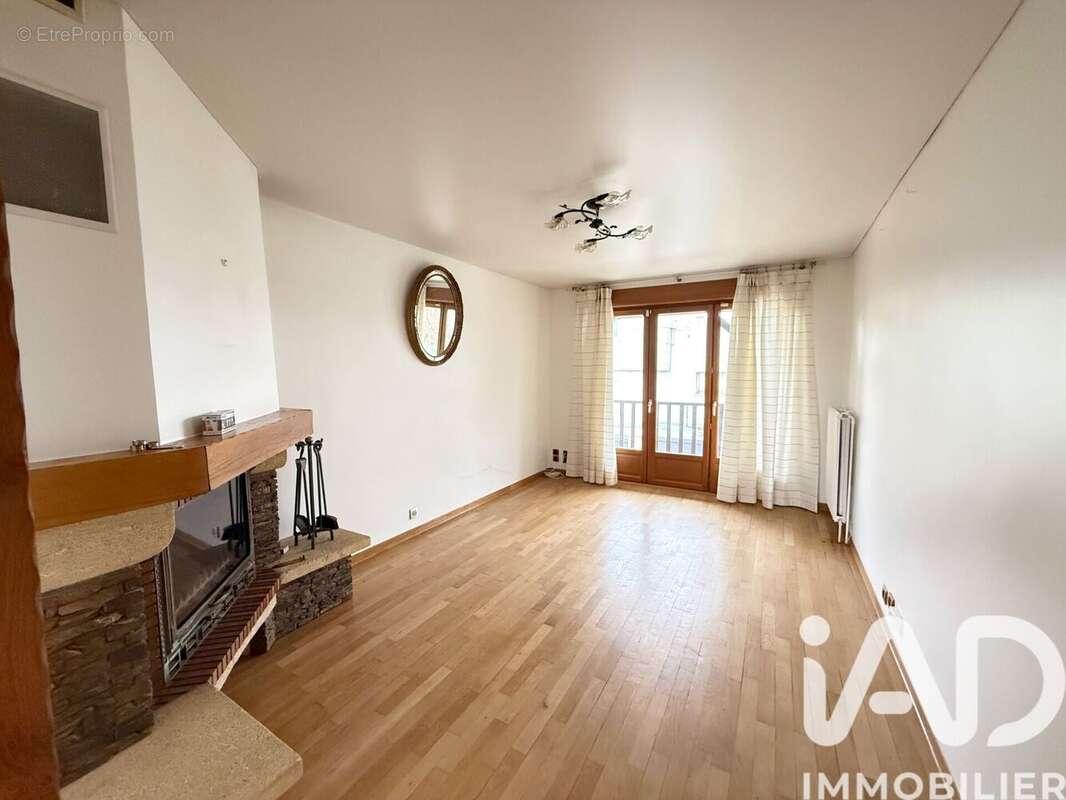 Photo 2 - Maison à CHILLY-MAZARIN