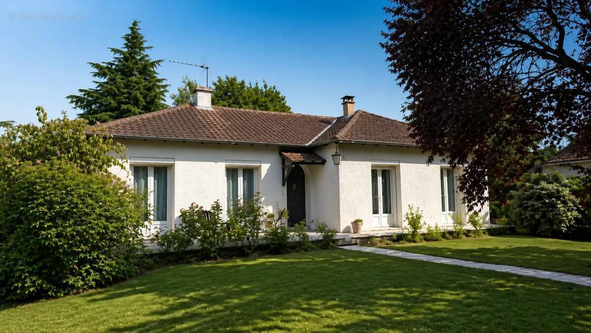 Maison à CHATELLERAULT