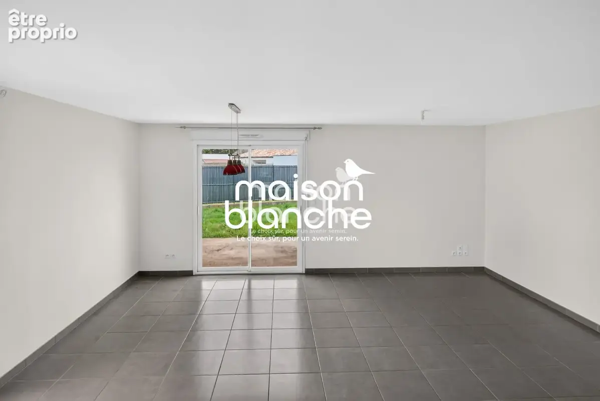 Maison 4 pièces 95 m² à vendre à Saint-Cyr-Du-Doret (17170) - photo 3