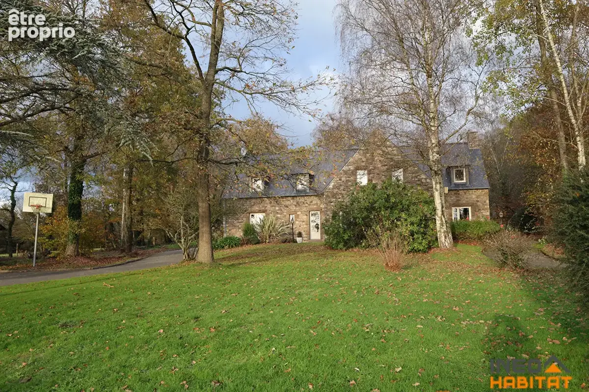 BALAZE - Propriété équestre et sa maison familiale de 276m² - photo 2