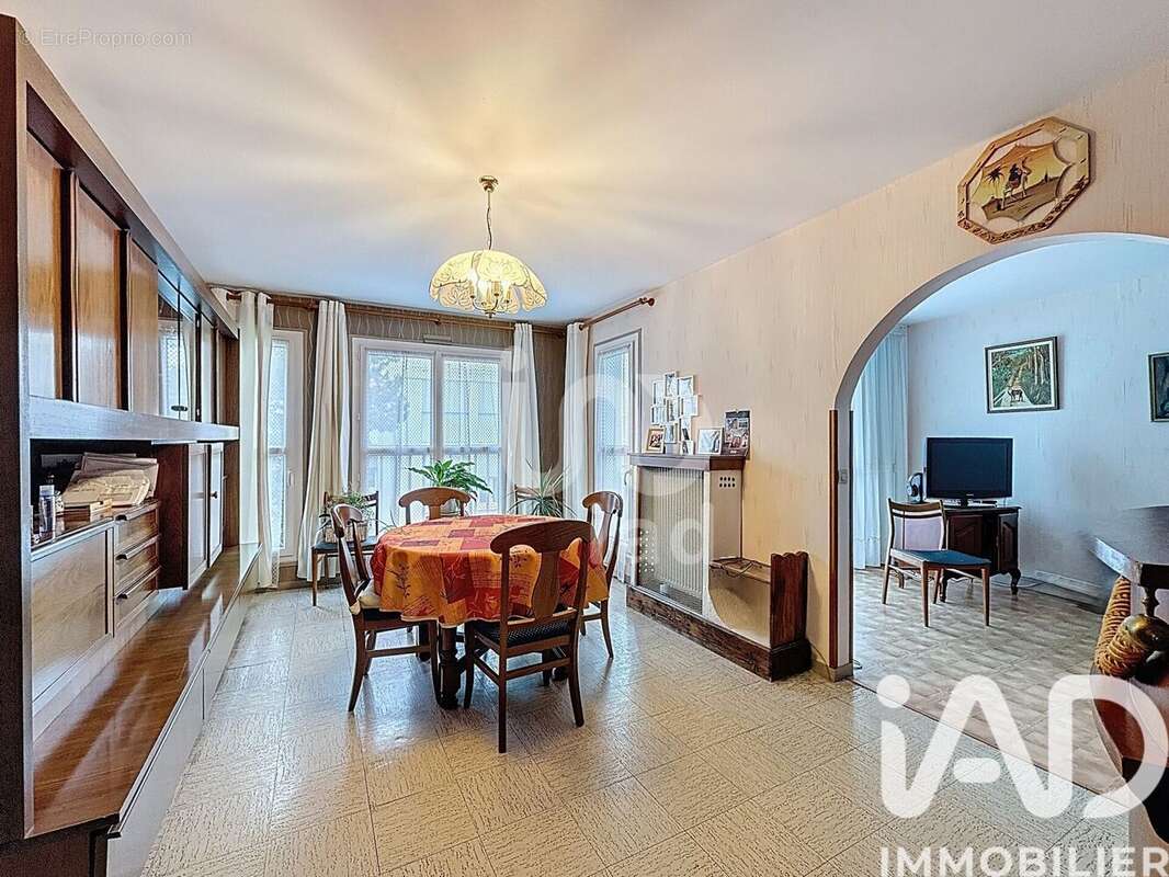 Photo 2 - Appartement à VILLIERS-SUR-MARNE