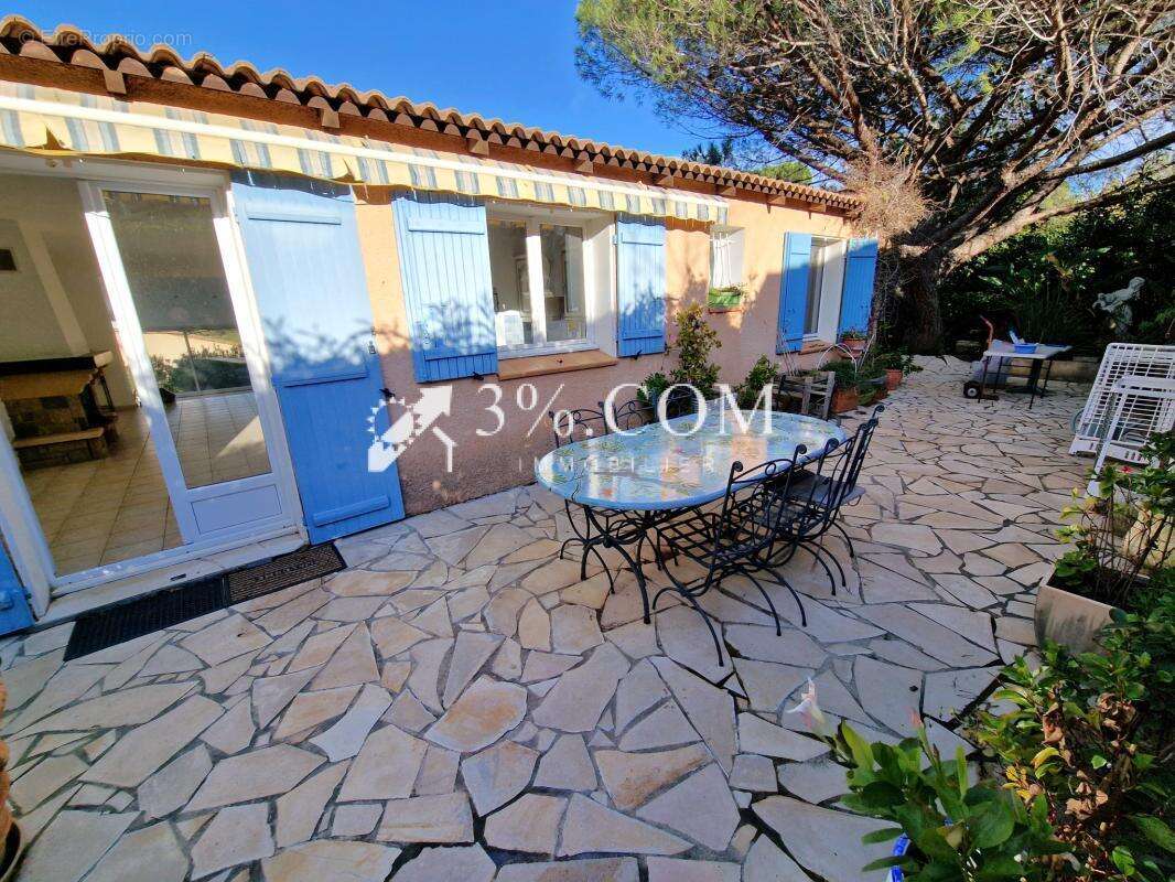 Maison à FREJUS