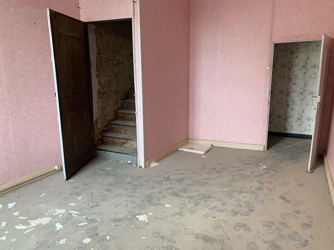 Maison à MONTRIGAUD