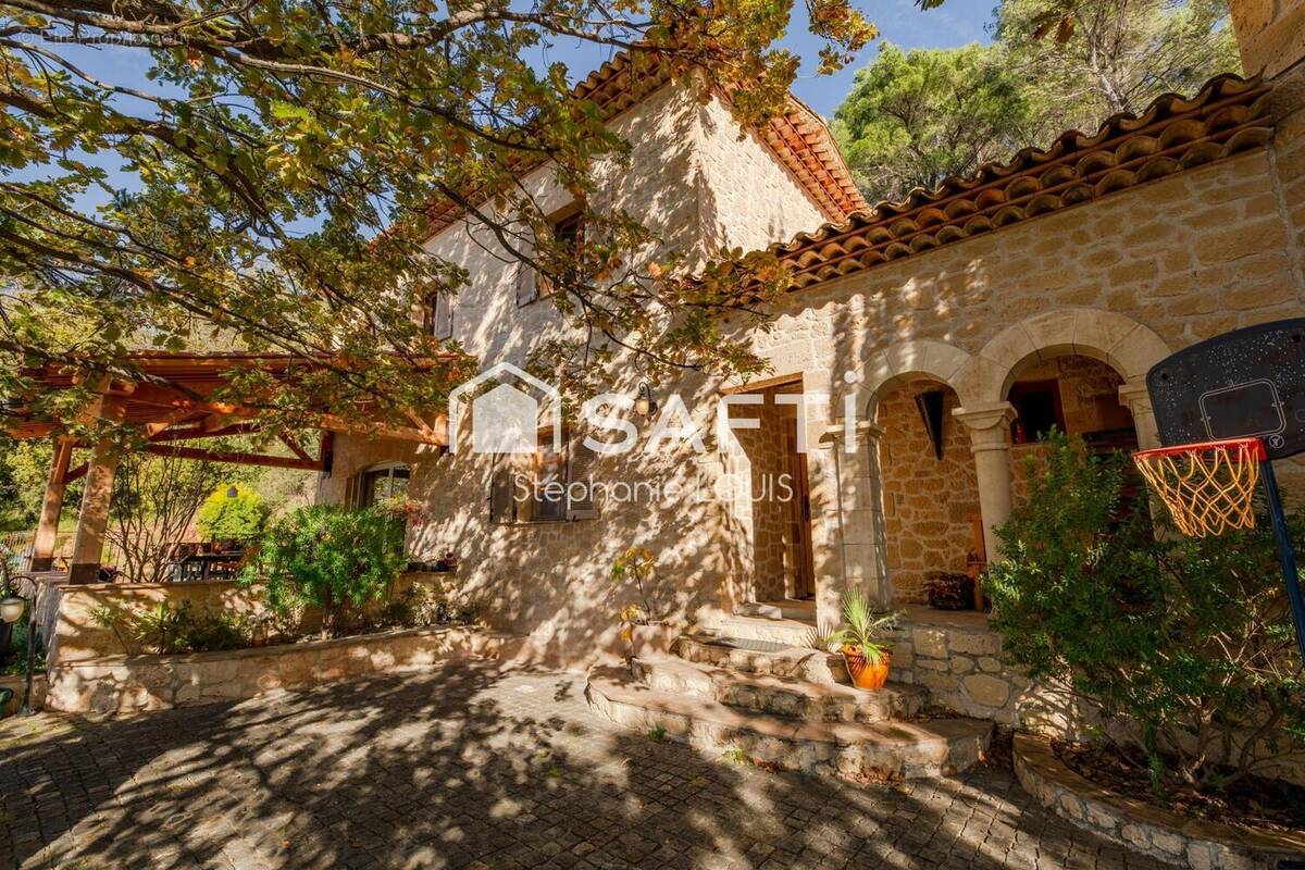 Photo 1 - Maison à LA MOTTE