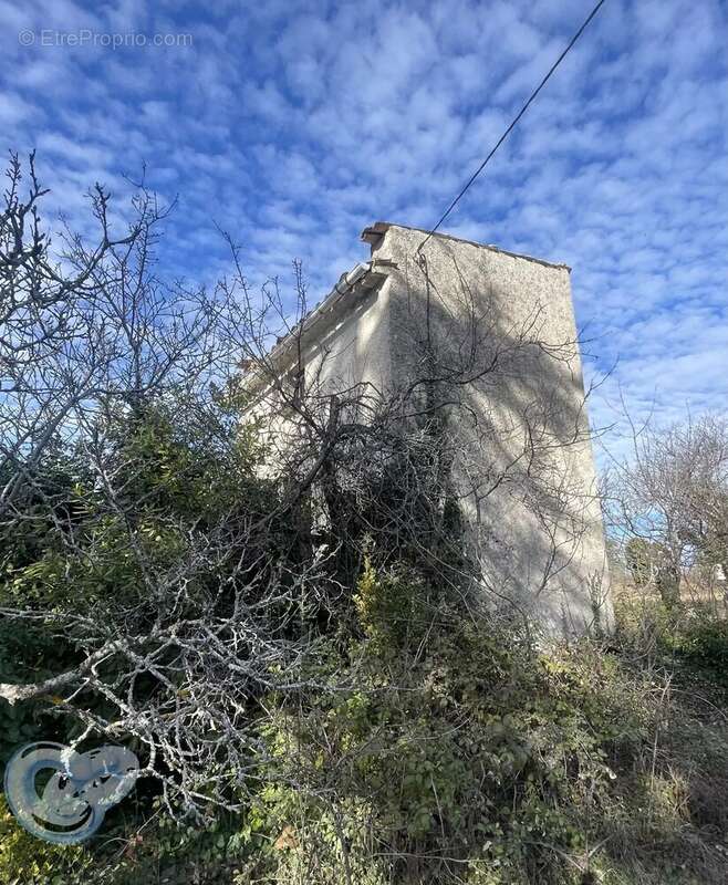 Terrain à REVEST-DU-BION