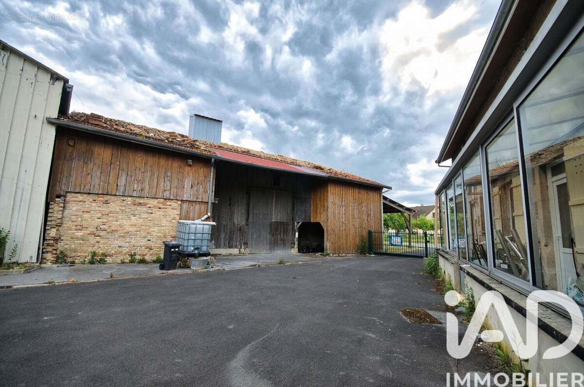 Maison 86 m² à Somme-Suippe  - photo 2