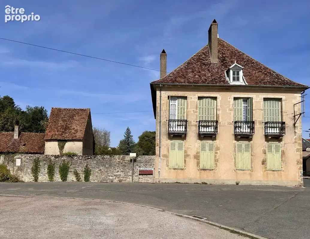 Photo Maison à Moulins-Engilbert au prix de 249 000€