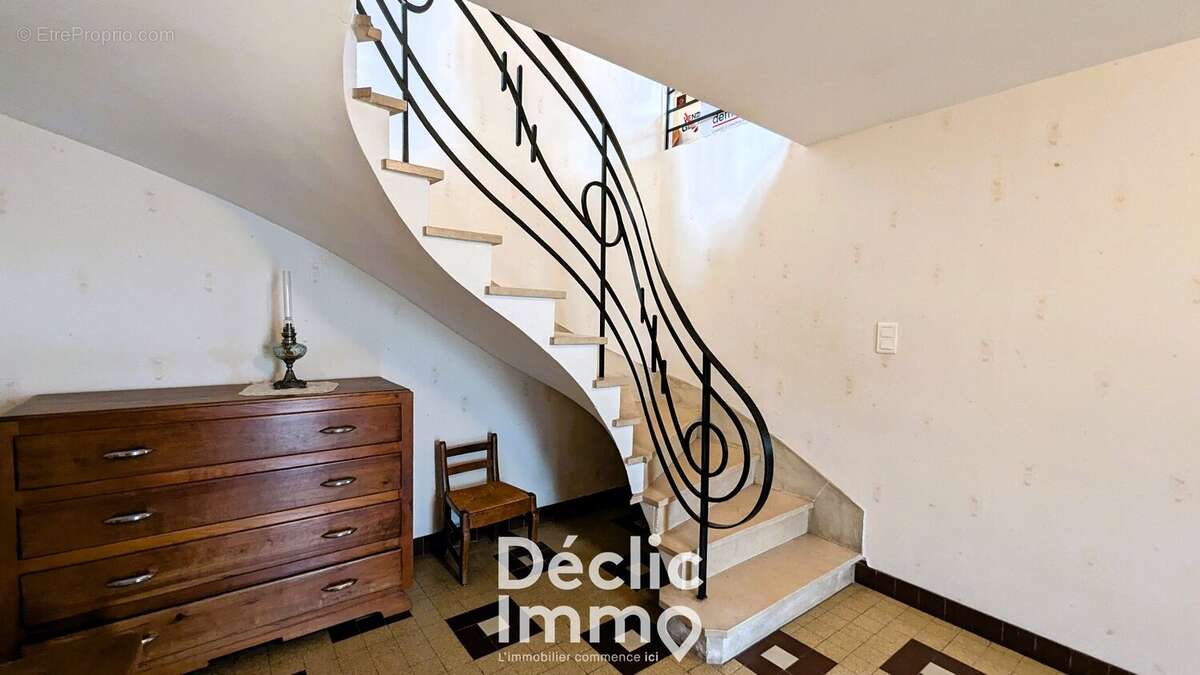 Maison 155m² 6 chambres à Angoulême - photo 11