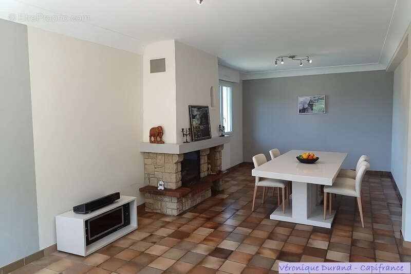 Maison à PIRE-SUR-SEICHE