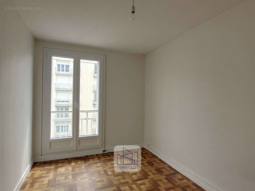 Appartement à REZE