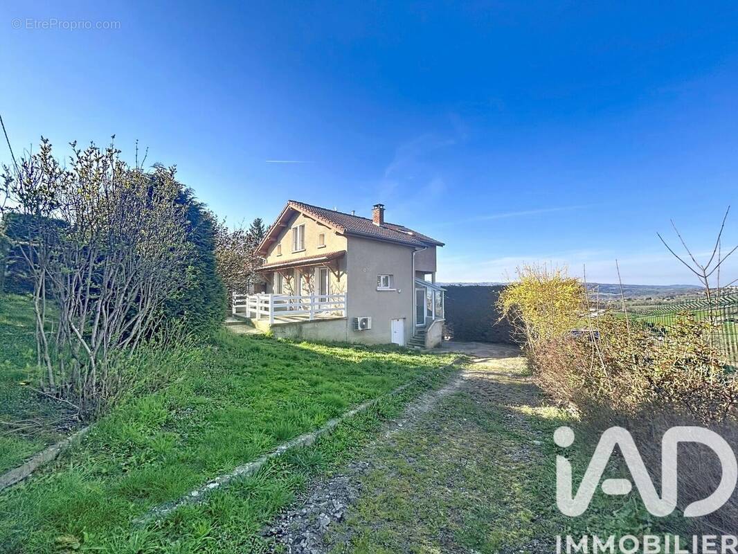 Photo 1 - Maison à BAS-EN-BASSET