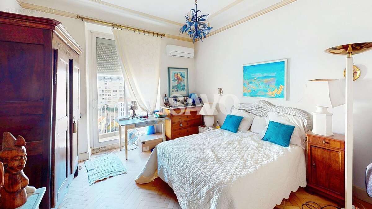 Appartement à MARSEILLE-8E