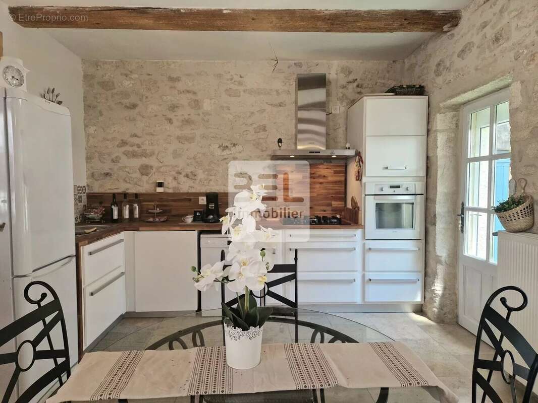 Maison à VILLENEUVE-LES-AVIGNON