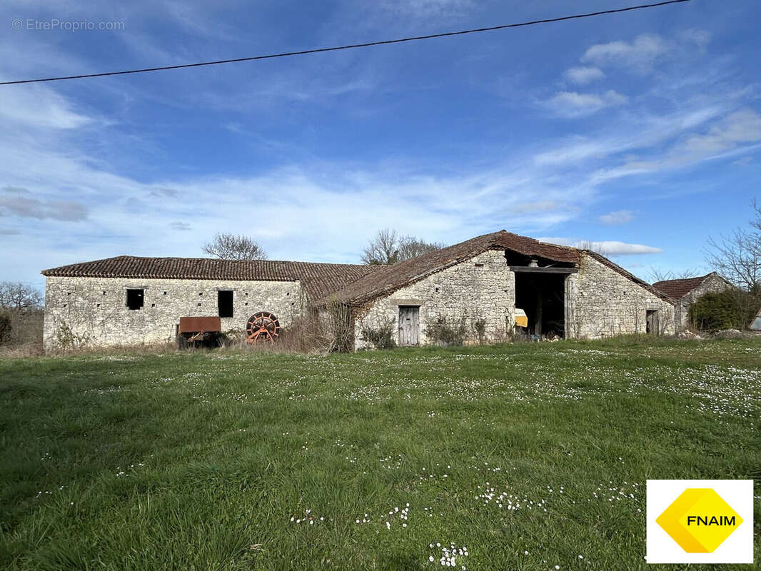 Maison 820 m² à Cauzac  - photo 2