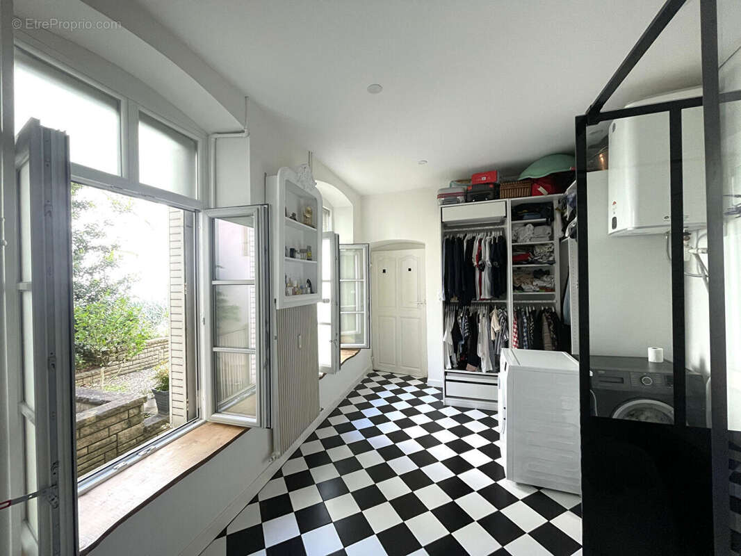 Appartement à LONS-LE-SAUNIER
