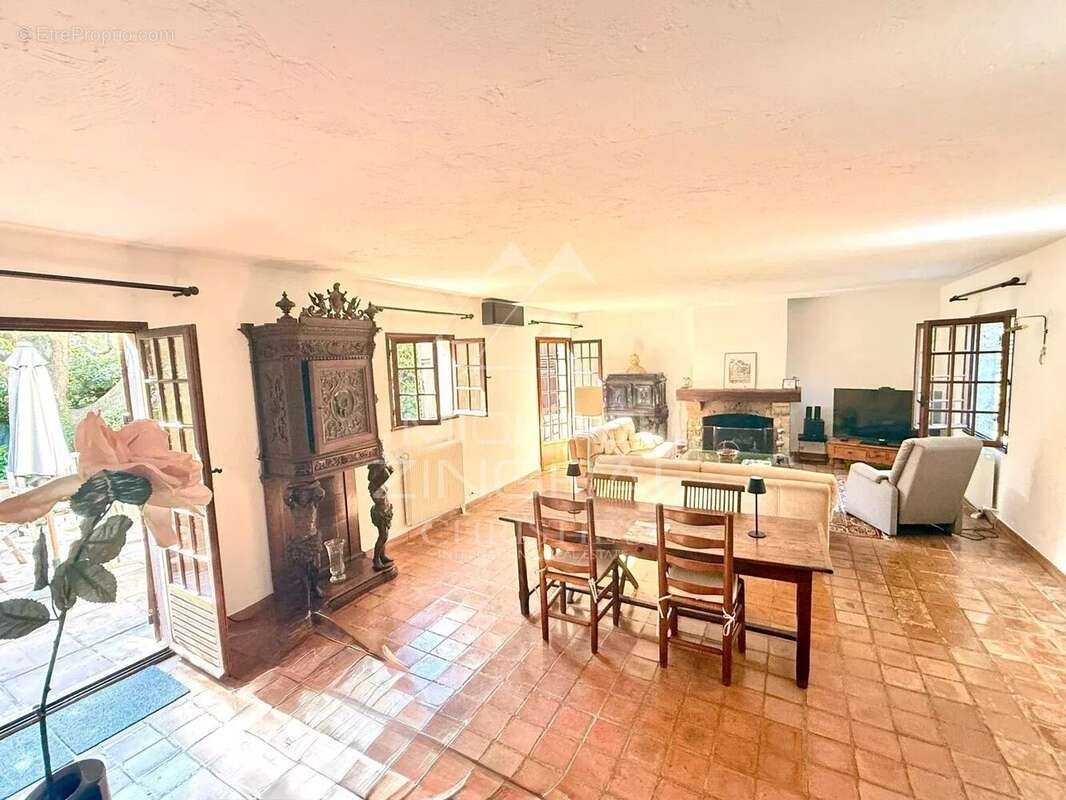 Maison à ANTIBES