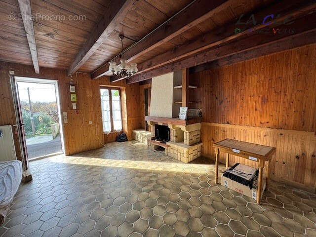 Maison à SAINT-LAURS