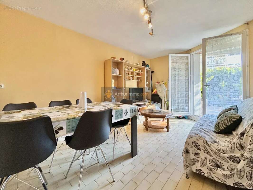 Appartement à FREJUS