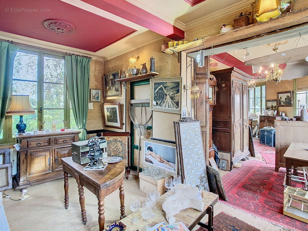 Maison à SAINT-SAUVEUR-LE-VICOMTE