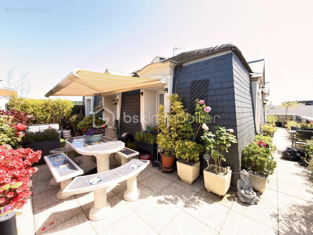 Appartement à LIVRY-GARGAN