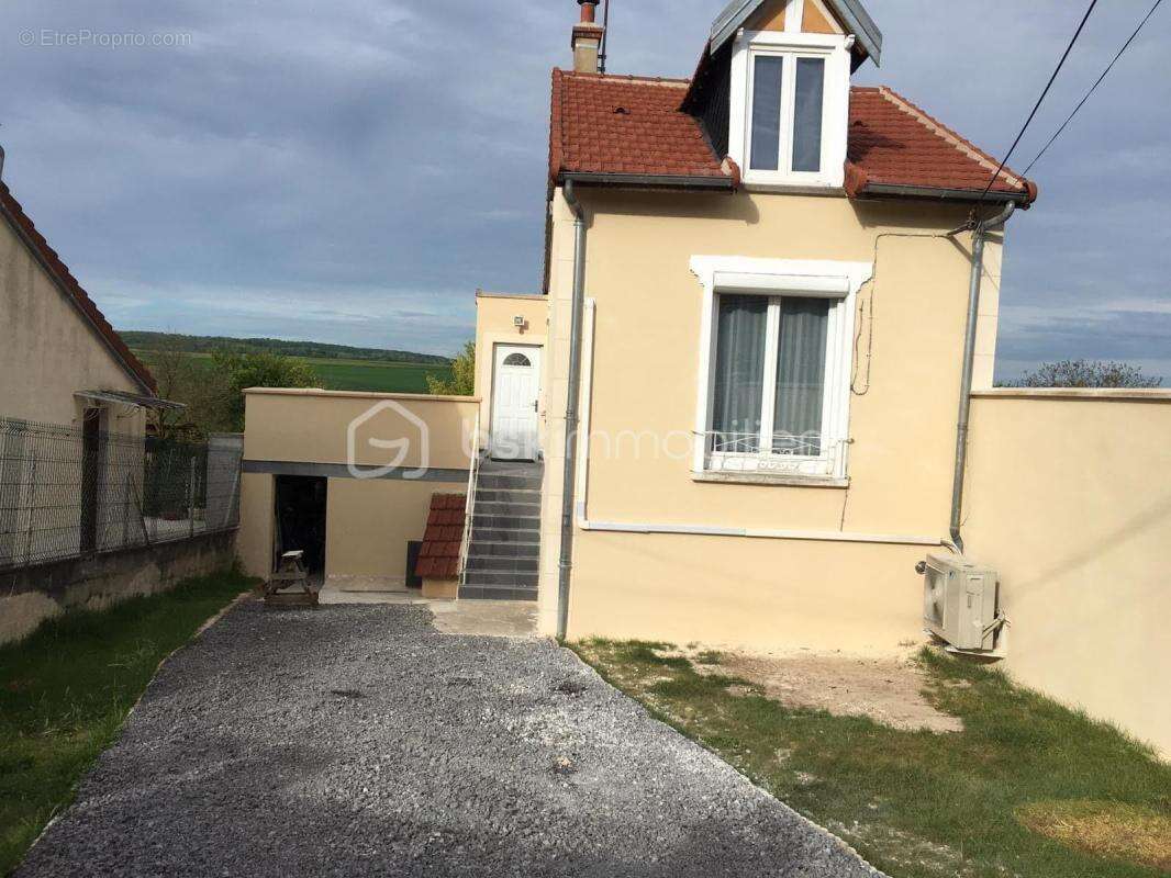 Maison à CHAUMONT