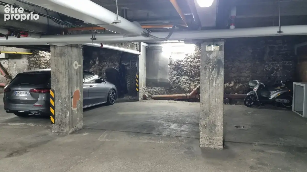 Bien immobilier à vendre à Paris-11e (75011) - photo 2