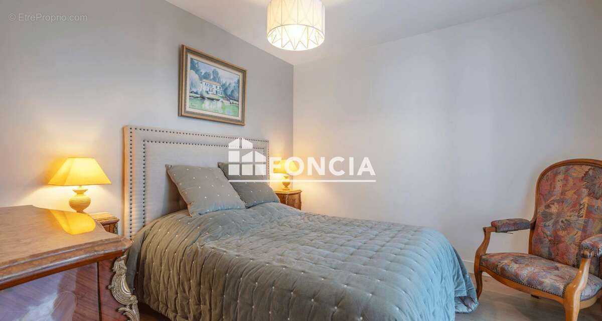 Châtelaillon-Plage, spacieux appartement en centre ville - photo 4