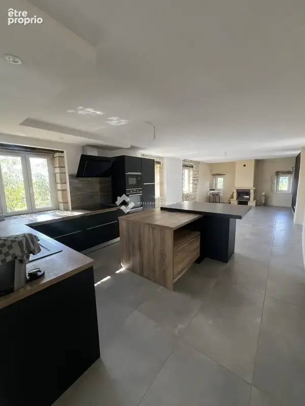 Maison 7 pièces 175 m² à vendre à Lussan (30580) - photo 4